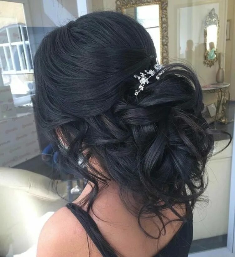 Прическа на длинные черные волосы Pin on Hair in 2024 Wedding hairstyles, Quince hairstyles, Quinceanera hairstyle