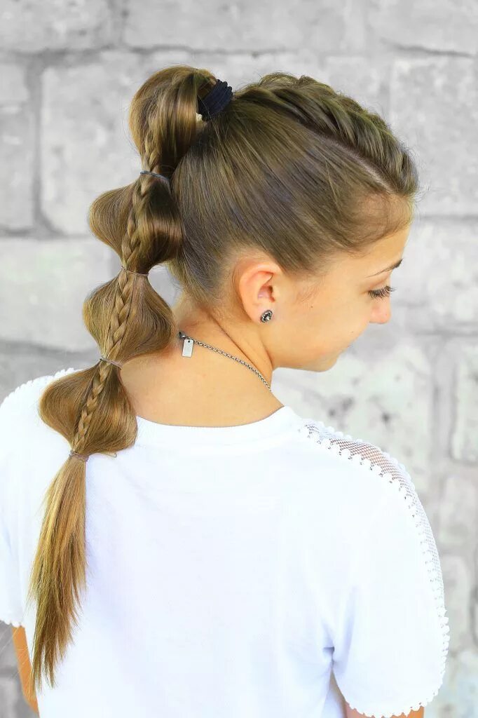 Прическа на длинные для девочки хвост Stacked Bubble Braid Ponytail hairstyles easy, Cute girls hairstyles, Girl hairs