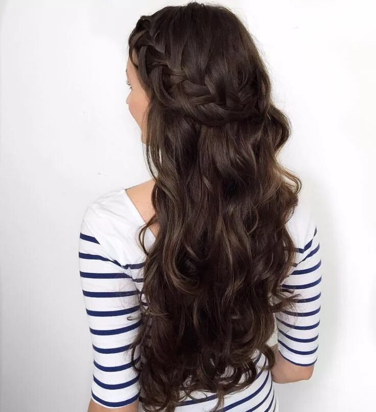 Прическа на длинные густые волосы Luxy Hair on Instagram: "Long Chocolate Brown #luxyhair on @forbeslaura (mmm...c