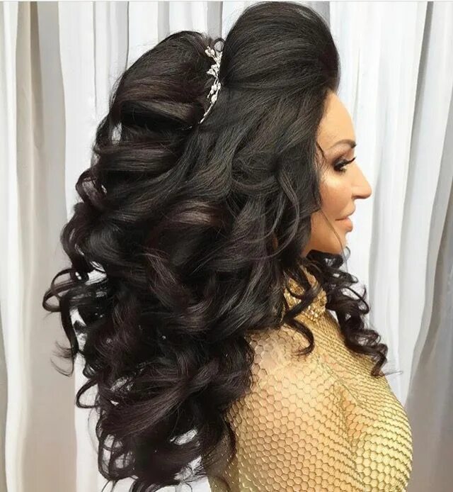 Прическа на длинные тяжелые Pin on I do ♡ Beauty hair makeup, Engagement hairstyles, Quince hairstyles