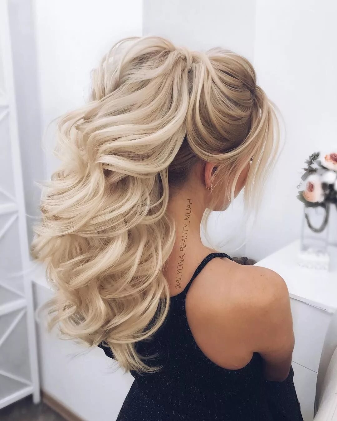 Прическа на длинные волосы блонд Pin on Причёски Long hair styles, Braids for long hair, Fake hair extensions