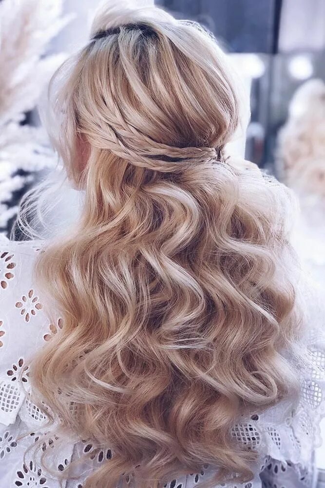 Прическа на длинные волосы блондинка Half Up Half Down Wedding Hairstyles: Top Looks + Expert Tips Wedding hair down,