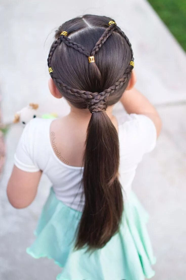 Прическа на длинные волосы девочке повседневной Pin em Hairstyles For School