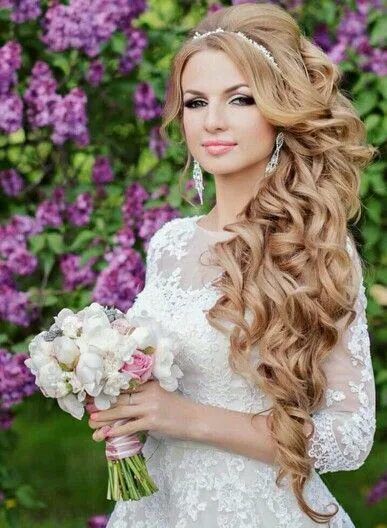 Прическа на длинные волосы локоны свадьба Pin by Mehtap Türkay on mmm !!!!!! q hermosos Bridal hairdo, Bride hairstyles, L