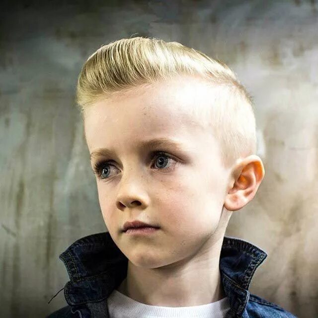 Прическа на длинные волосы мальчику 100 Excellent School Haircuts for Boys + Styling Tips Boys haircut styles, Kids 