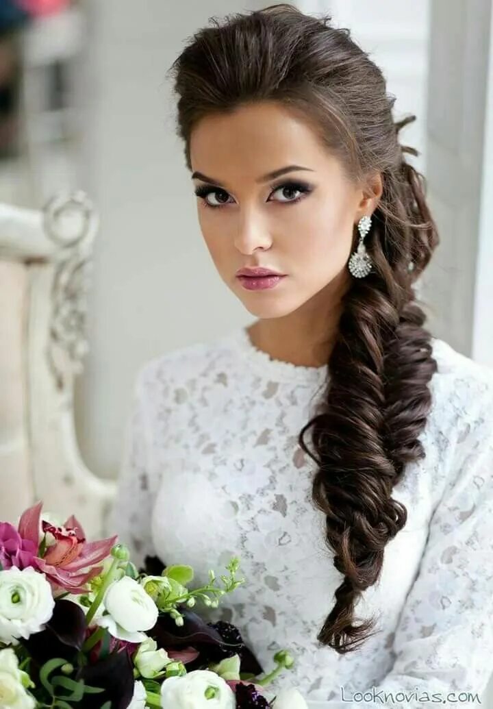 Прическа на длинные волосы на роспись Pin on peinados Straight wedding hair, Trendy wedding hairstyles, Wedding hairst