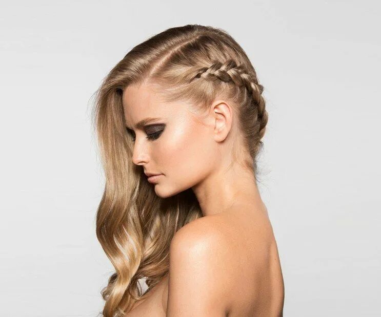 Прическа на длинные волосы сбоку Flipped hair, side braid. Traditional. Coiffure cheveux long facile, Coiffure ch