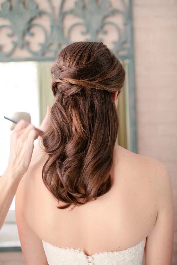 Прическа на длинные волосы сзади собрано Classic Outdoor North Carolina Wedding from Kellie Kano Half up wedding hair, We