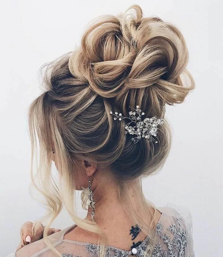 Прическа на длинные волосы выпускной пучок my wedding idea for sale Wedding hairstyles for long hair, Long hair styles, Ele