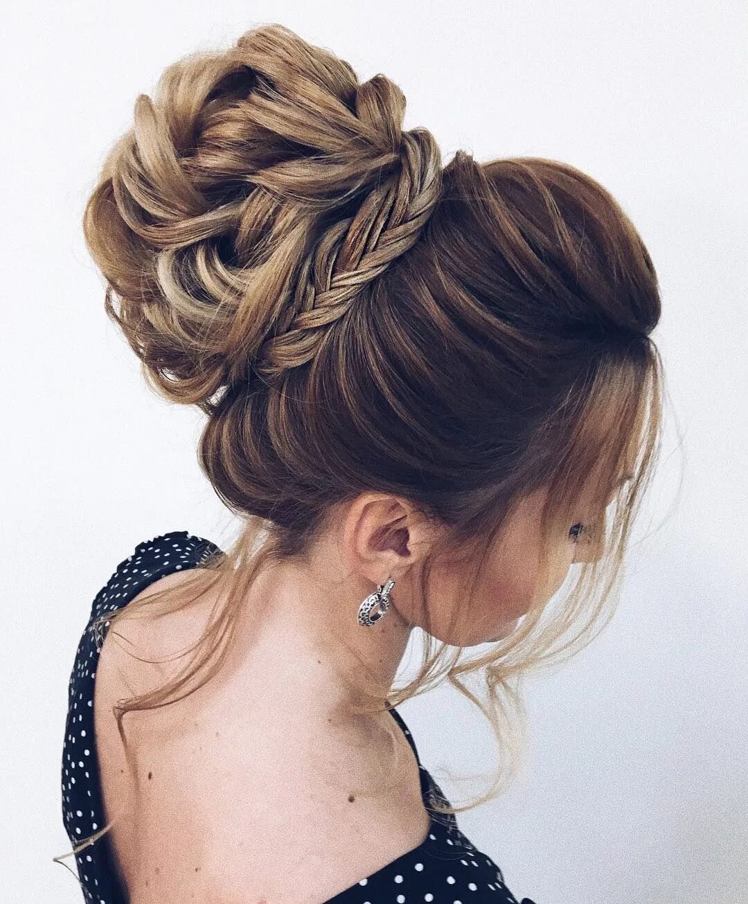 Прическа на длинные волосы выпускной пучок 55 Amazing updo hairstyles with the wow factor Unique wedding hairstyles, Prom h