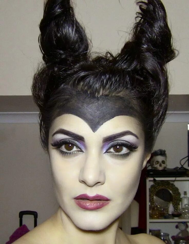 Прическа на хэллоуин на короткие волосы Maleficent (Angelina Jolie) inspired makeup tutorial Krystle Tips krystletips.bl