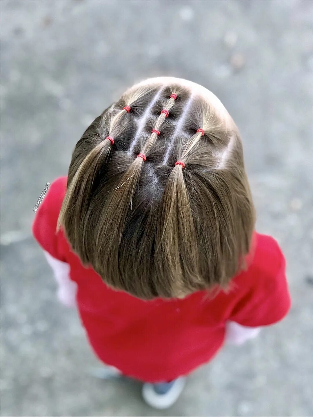 Прическа на каре 2024 девочке Half-up Elastic Hairstyle ❤ Волосы младенца, Волосы маленьких девочек, Детские к