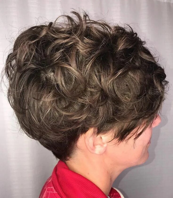 Прическа на короткие кудрявые волосы для женщины 60 Most Delightful Short Wavy Hairstyles Short wavy hair, Thick hair styles, Sho