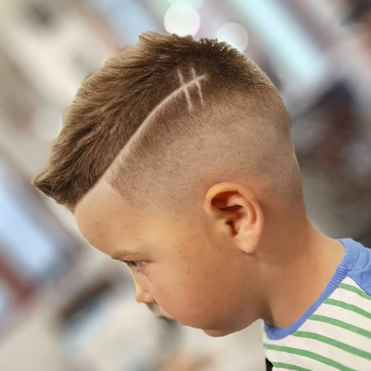 Прическа на короткие волосы для мальчиков Pin on Hair Kids hair cuts, Boys haircuts, Kids hairstyles boys