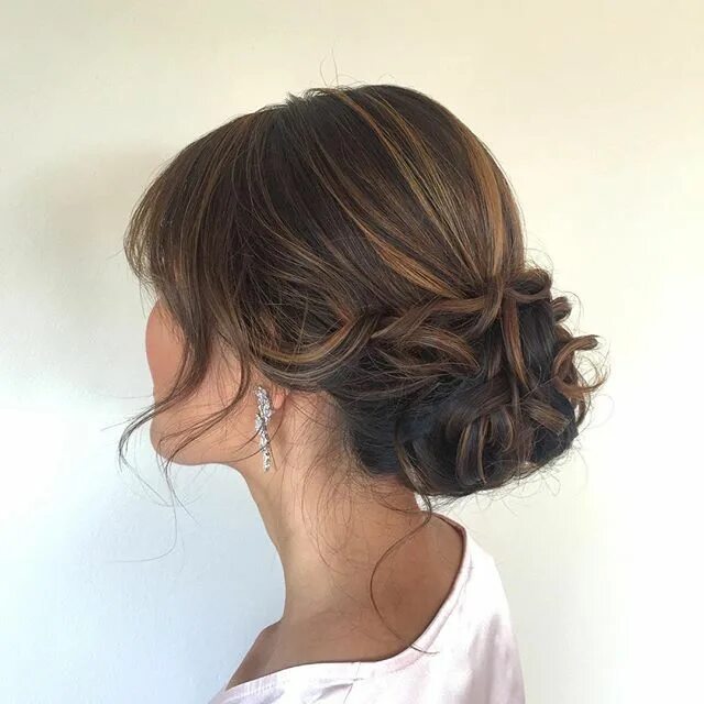 Прическа на короткие волосы собранные сзади Instagram photo by Gemma Nichols Hair & Makeup * Feb 28, 2016 at 7:55pm UTC Updo