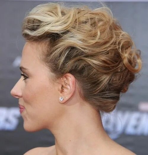 Прическа на короткие волосы убранные Pin on wedding inspiration Short hair up, Wedding hairstyles for long hair, Shor