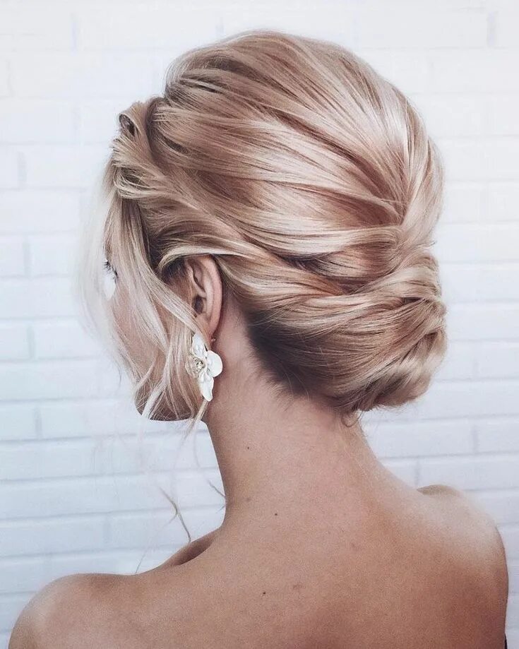 Прическа на короткие волосы забранные волосы Gorgeous updo Hairstyles For A Romantic Bride - Beautiful texture bridal updo ha