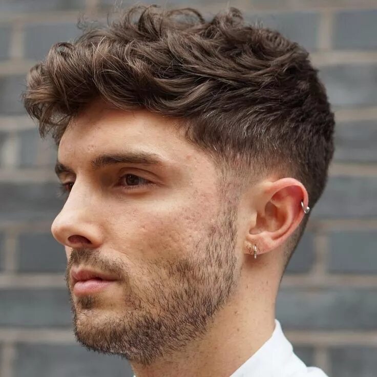 Прическа на короткие жесткие волосы 40 Statement Hairstyles for Men with Thick Hair Mens hairstyles thick hair, Wavy