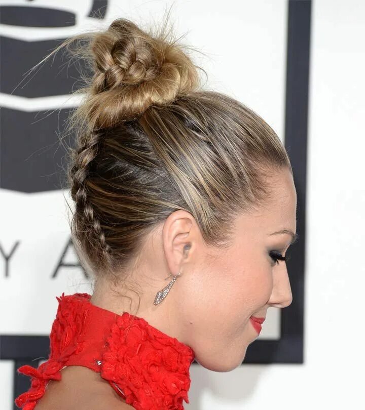 Прическа на макушке фото 50 Stunning Bun Hairstyles You Need To Check Out Now! Braided hairstyles, Bun ha