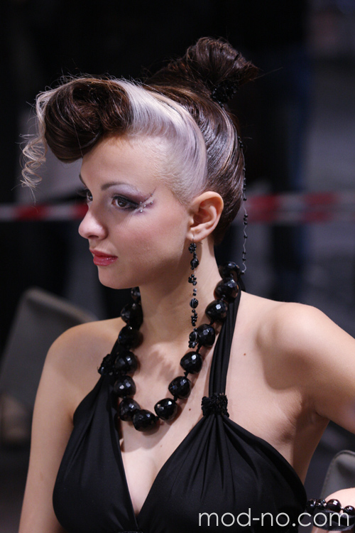 Прическа на мероприятие 2024 Day Style - Roza vetrov - HAIR 2012 event Fashion feet