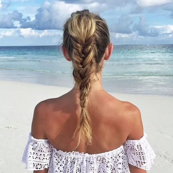 Прическа на море на средние волосы Pin on Hair Inspiration Braided ponytail hairstyles, Braided ponytail, Long hair