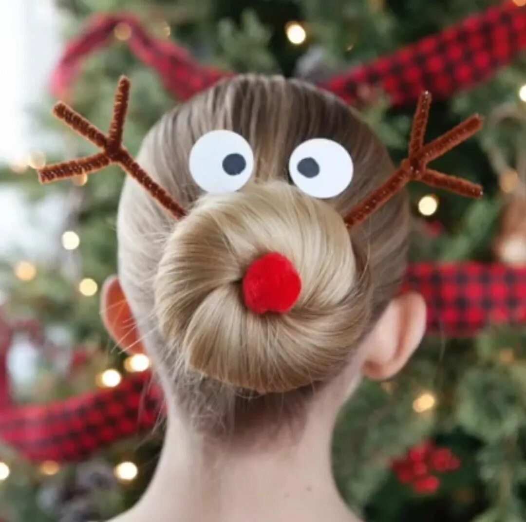 Прическа на новый год на волосы Cute, easy hairstyle idea for Christmas party or other event. Christmas tree hai