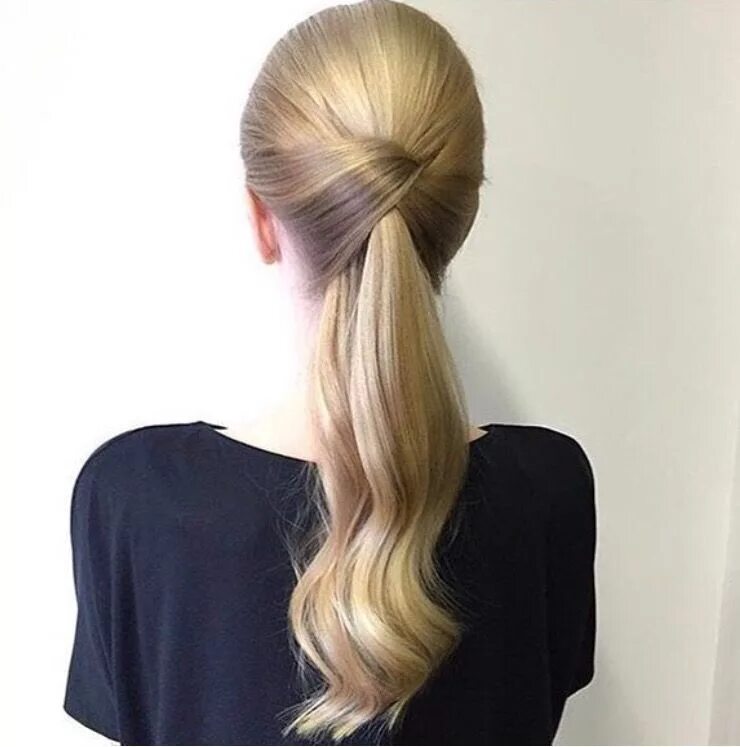 Прическа на работу хвост красивый Pony Tail in 2024 Elegant ponytail, Ash blonde hair colour, Ash blonde hair