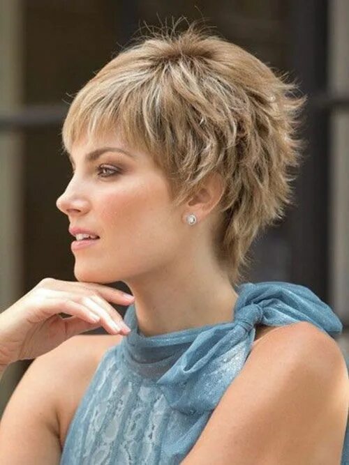 Pixie Haircuts For Women (23) * DressFitMe Pixie hairstyles, Short hair cuts, Wo