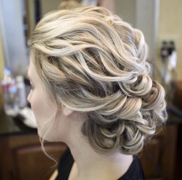 Прическа на редкие волосы средней длины 28 Classy Wedding Hairstyle Inspiration - MODwedding Elegant wedding hair, Weddi