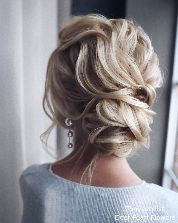 Прическа на средние светлые волосы Wedding Colors & Ideas Hair styles, Wedding hairstyles for long hair, Bridal hai