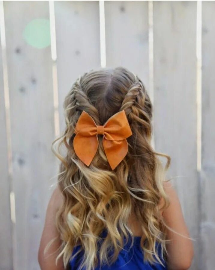 Прическа на средние волосы 1 сентября Pin on Laços Wilma Flower girl hairstyles, Kids hairstyles, Hair styles