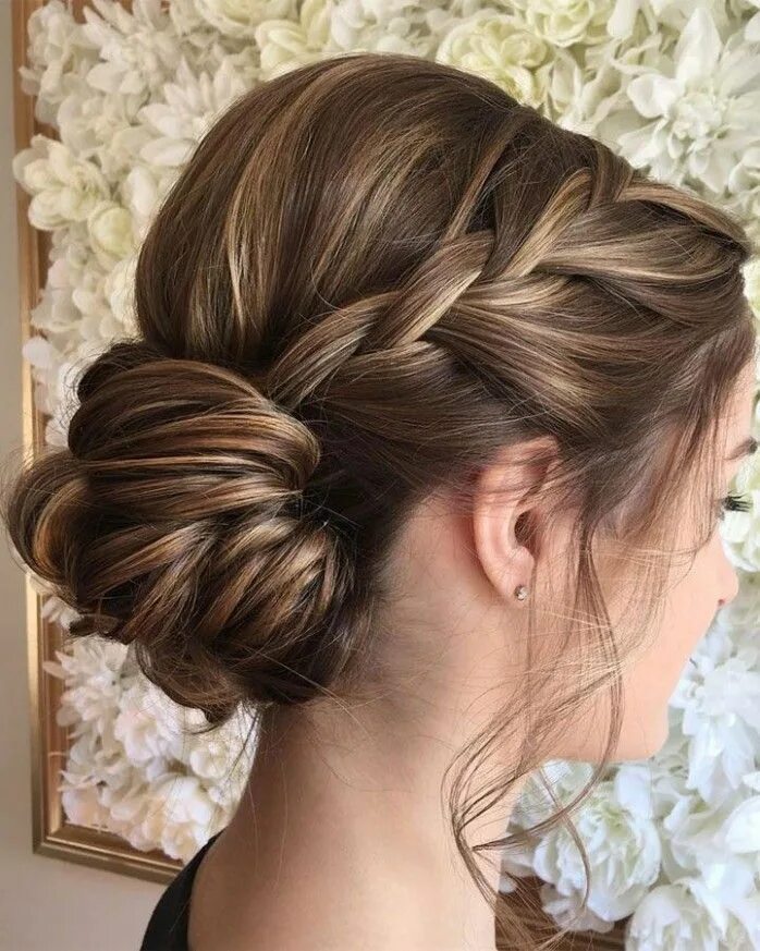 Прическа на средние волосы 11 класс Pin by Aisling Doyle on Wedding Hair Braided hairstyles updo, Long hair updo, We