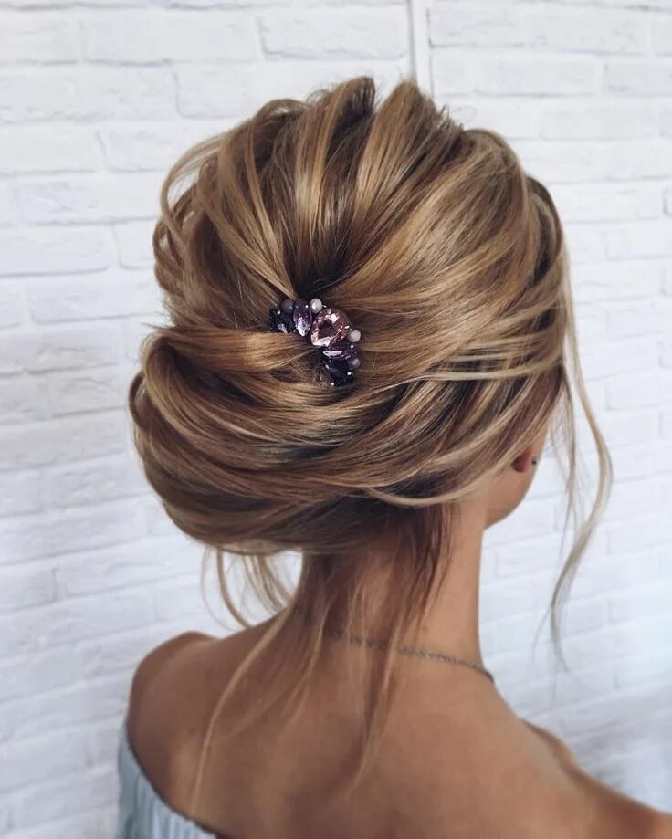 Прическа на средние волосы для гостей Fabulous Updo Wedding Hairstyles with Glamour Bridal hair updo, Hair styles, Lon