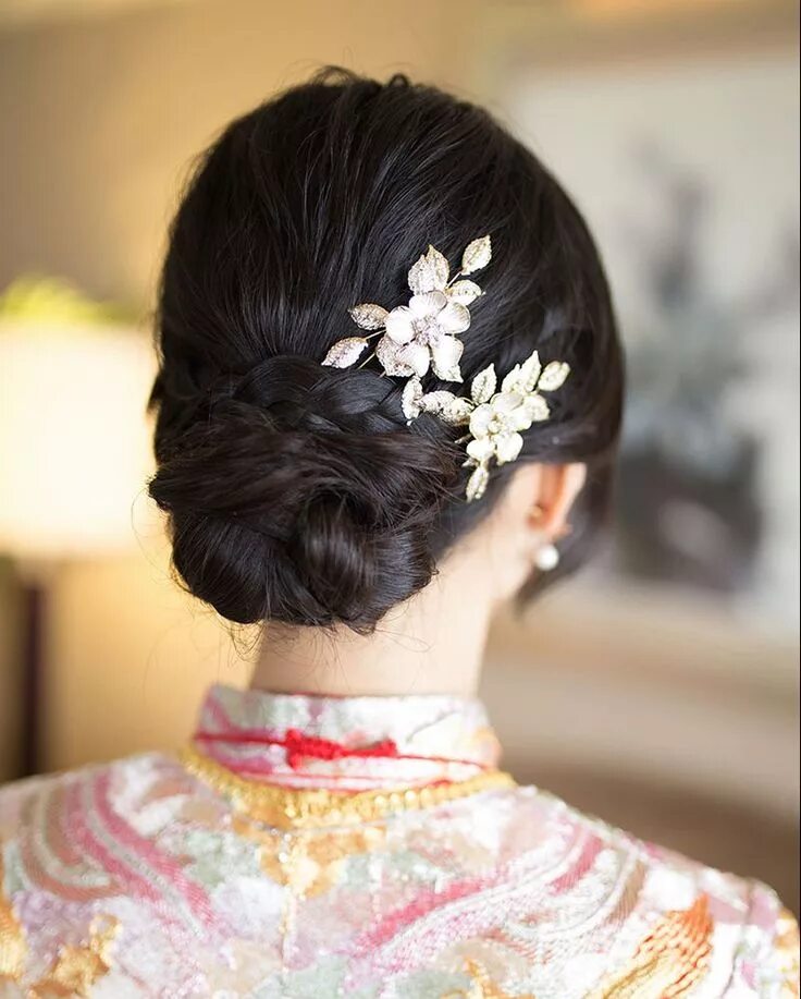 Прическа на средние волосы китайская 19 Elegant Hairstyles That Go Perfectly with Your Qun Gua - Bride and Breakfast 