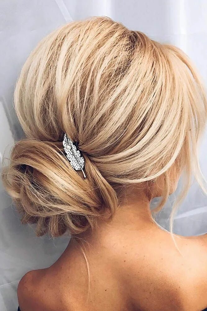 Прическа на средние волосы красиво собраны Bridesmaid Updos And# 8211; Elegant And Chic Hairstyles ❤ See more: http://www.w