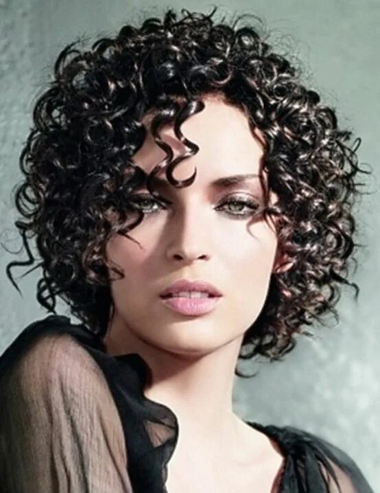 Прическа на средние волосы мокрая химия short-haircuts-for-girls-with-wavy-hair Short curly hairstyles for women, Haircu