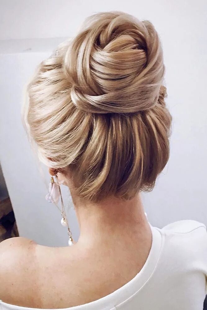 Прическа на средние волосы на повседневку Classic Wedding Hairstyles: 30+ Best Looks & Expert Tips Bun hairstyles for long