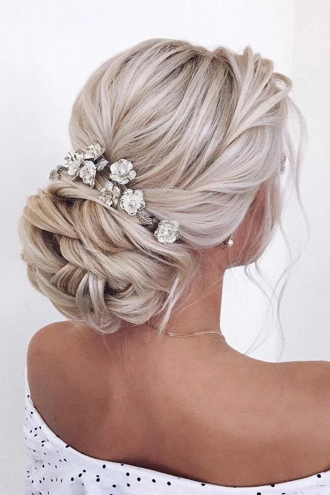 Прическа на средние волосы на свадьбу невесте 137 Wedding Hairstyles: 2024 Guide Expert Tips & FAQs Wedding hairstyles, Long h