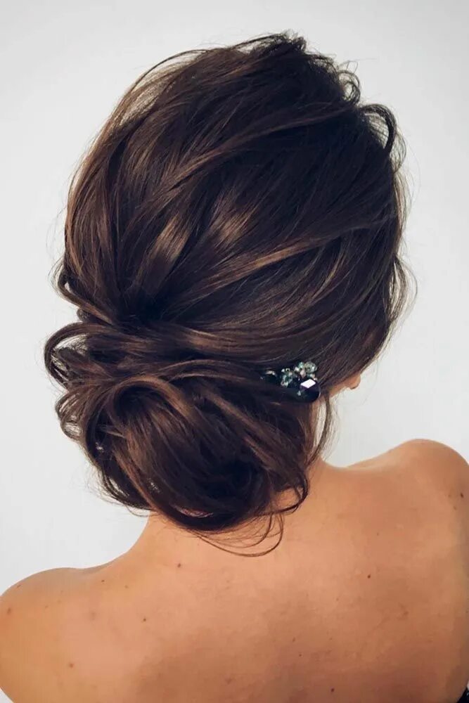 Прическа на средние волосы сзади вид 30 Amazing Updo Hairstyles for Every Special Wedding Moment Long hair styles, Ha