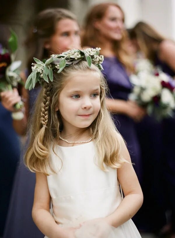 Прическа на свадьбу 12 лет Los Angeles Wedding by Gia Canali Photography Flower girl, Flower girl hairstyle