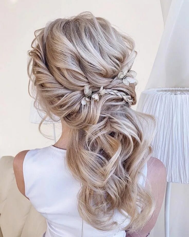 Прическа на свадьбу гостье 2024 Blown away with these 57 Beautiful Messy wedding hair ,textured hair upstyle, ha