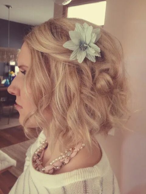 Прическа на свадьбу короткие волосы до плеч tala life: LOCK LOVE LAUNCH Hair styles 2014, Bridesmaid hair, Bridesmaid hair s