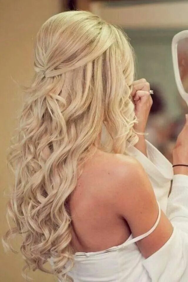 Прическа на светлые волосы средней длины Pin by annie Tema on peinados Hair, Straight hairstyles, Wedding hairstyles for 