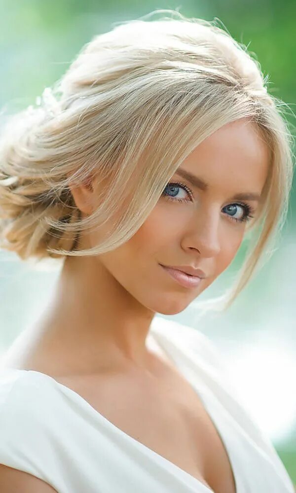 Прическа на светлые волосы средней длины Wedding Hairstyles For Short Hair 2022 Guide: 50 Best Looks Short wedding hair, 