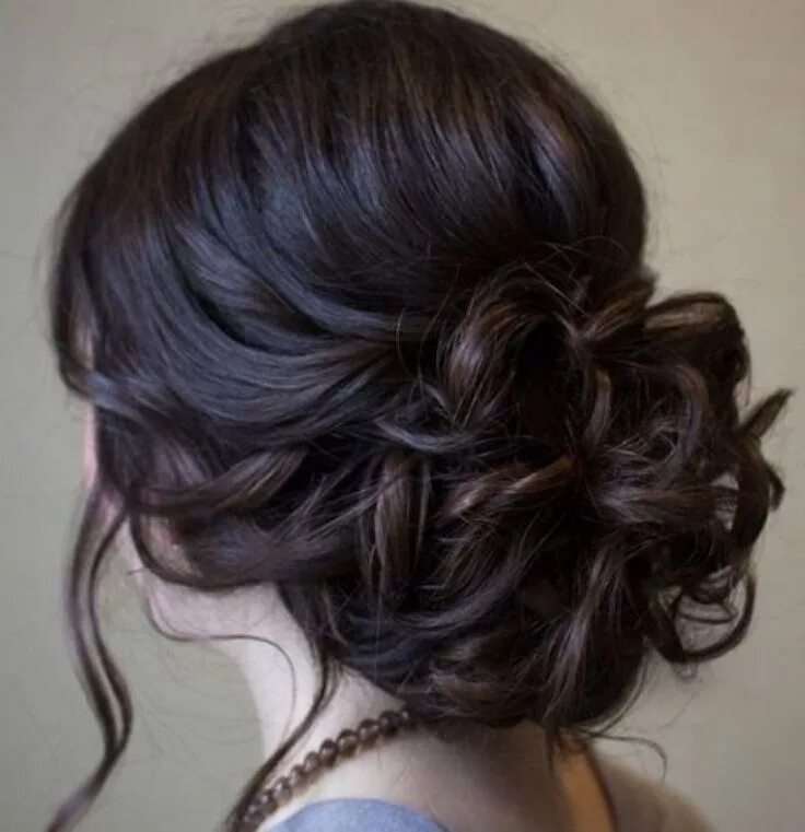 Прическа на темные волосы средней длины Curly Updo Hairstyles Prom Collection Wedding hair and makeup, Long hair styles,