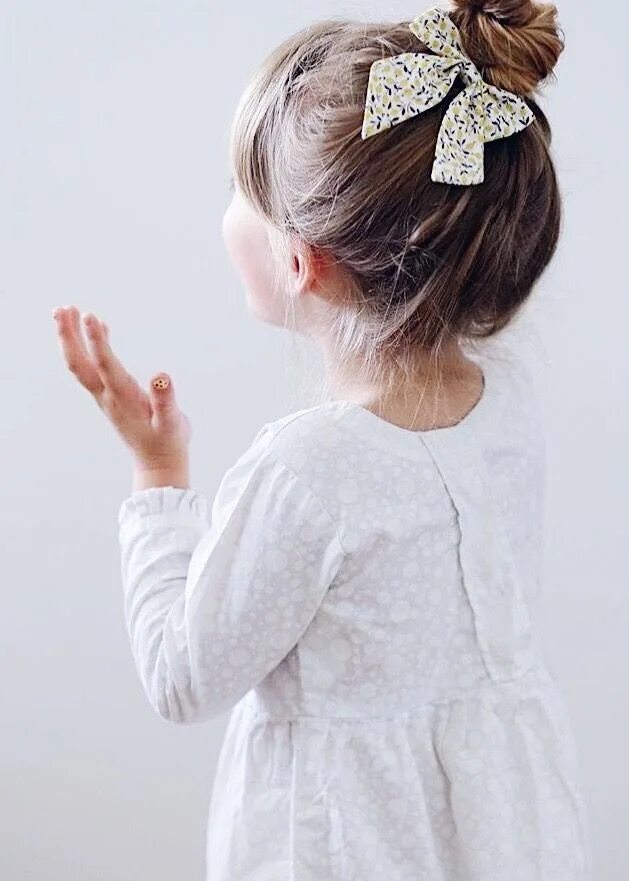 Прическа на утренник Pin by Liza Cactus on family kids Baby girl hairstyles, Baby hairstyles, Baby gi