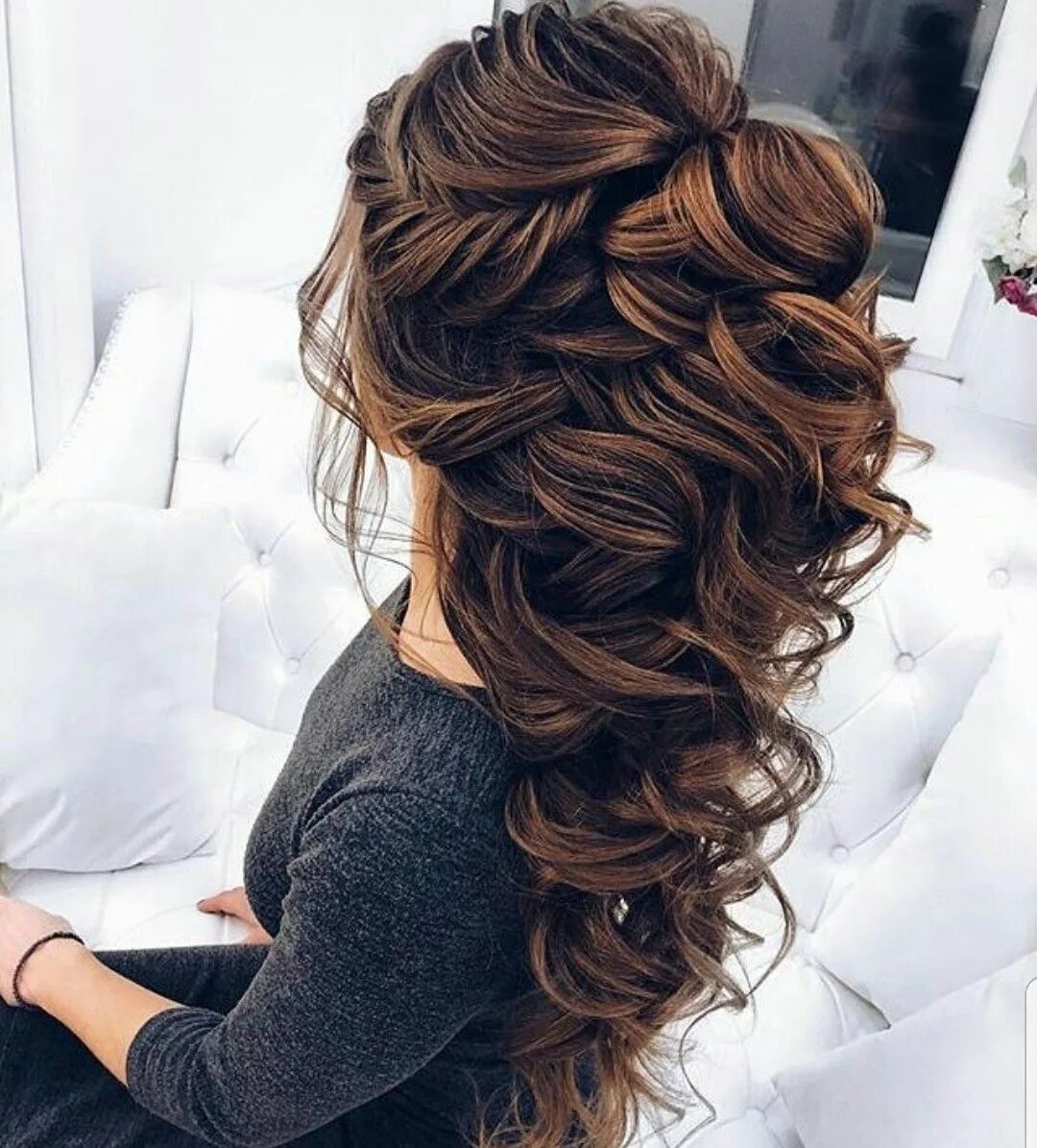 Прическа на вечер на длинные Pin by Darinka Yael on Bride hair Down hairstyles for long hair, Long hair style