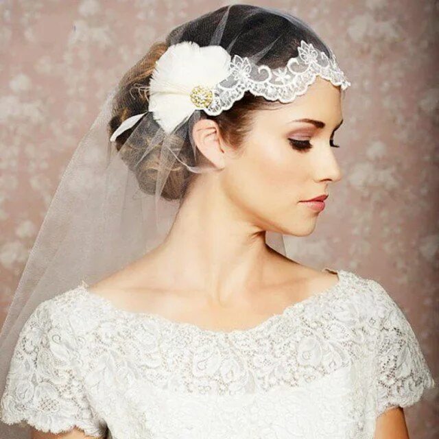 Прическа на венчание на короткие волосы Wedding Hairstyle With Veils and Hairpieces Wedding veil vintage, Vintage weddin