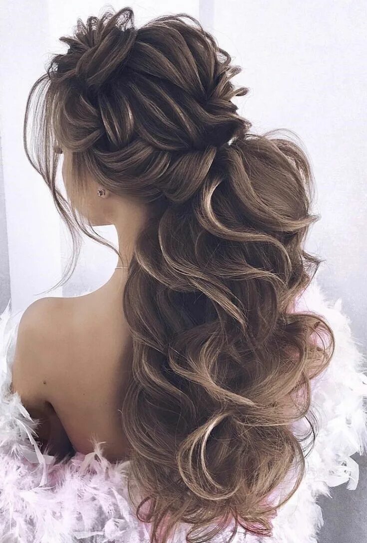 Прическа на выпускной длинные волосы 11 Pin by Erica Nemitz on Updo’s Bridal hair buns, Grad hairstyles, Fancy hairstyle