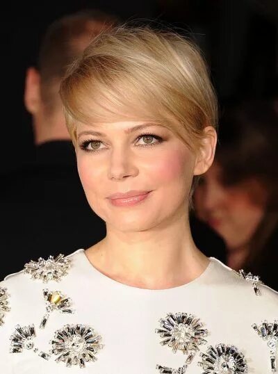 Прическа на жидкие волосы короткие женские Dreaming of having fabulous short hairstyles with layers is a good way to have a